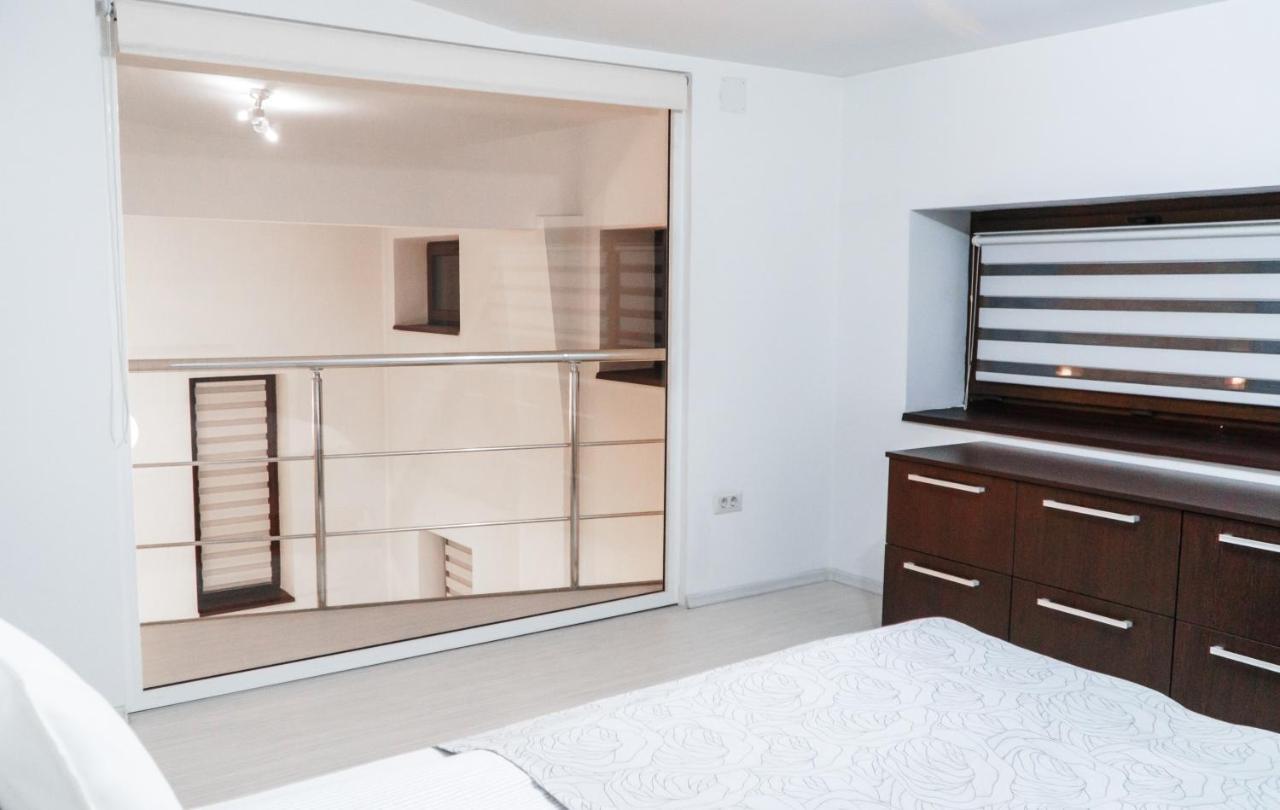 Vila Carolina Apulum Vila Alba Iulia Exterior foto